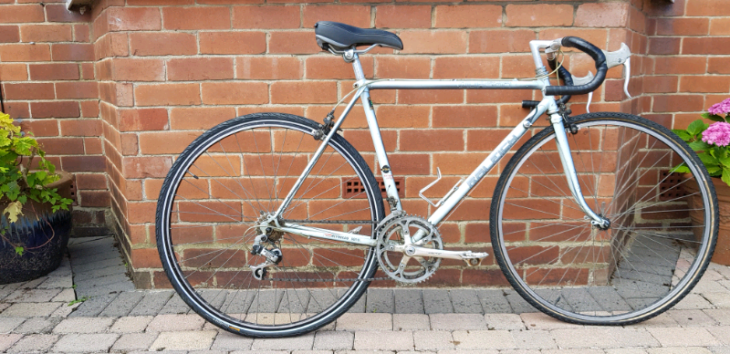 giant quasar road bike value